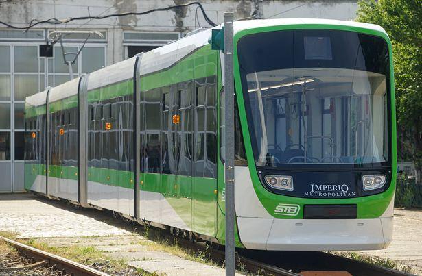 Noile tramvaie Imperio, puse în circulație de sâmbătă. Vin la pachet cu controlori