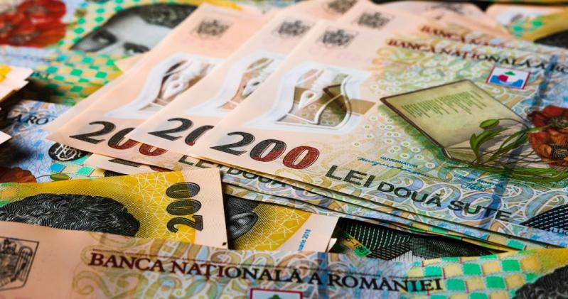 FMI este de acord ca România să continue creșterea dobânzile. Directorii recomandă reforme în sectorul pensiilor şi salariilor